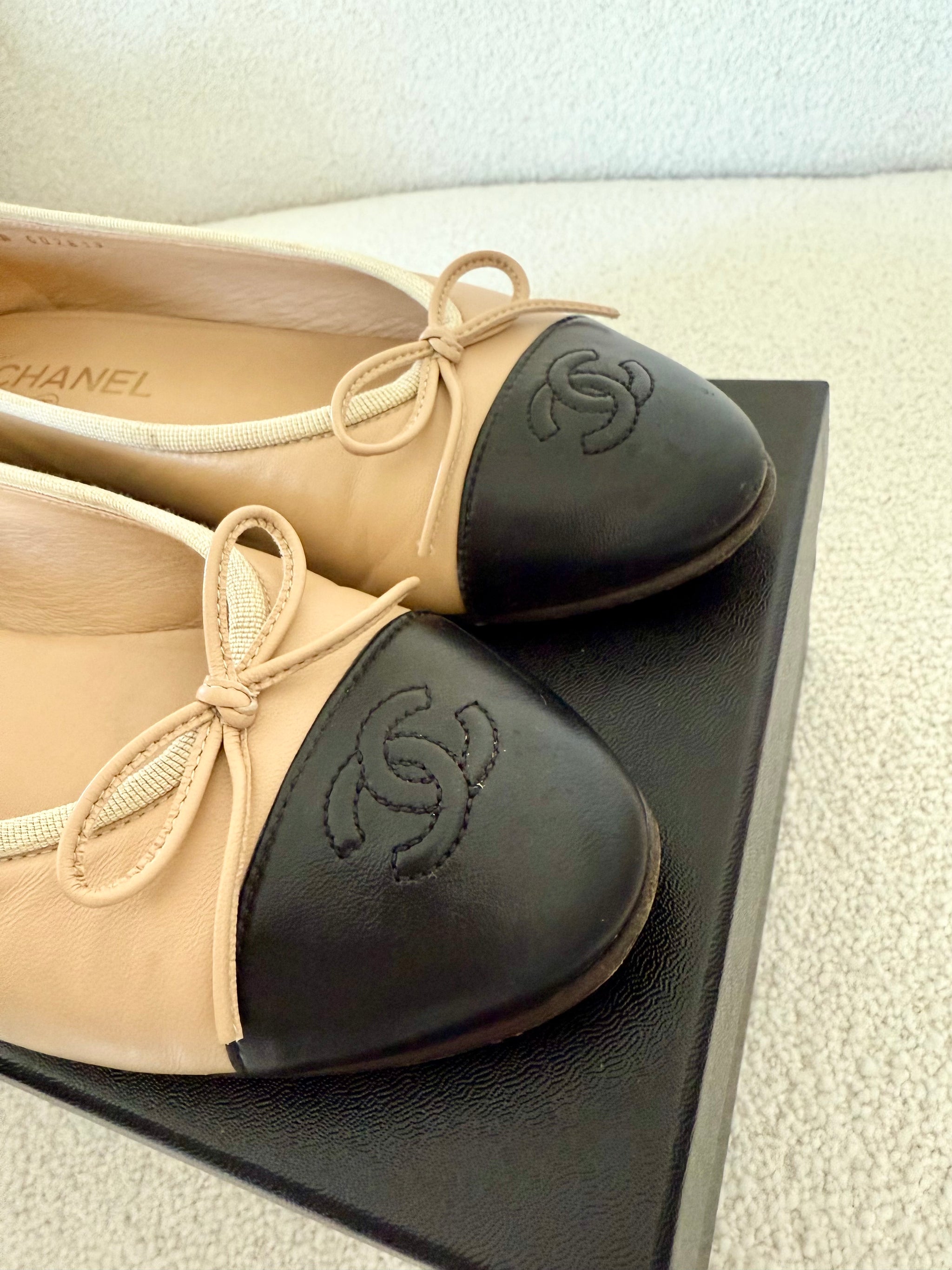 Chanel Ballerina Flats Ballerine Chanel Bicolore Ballerine