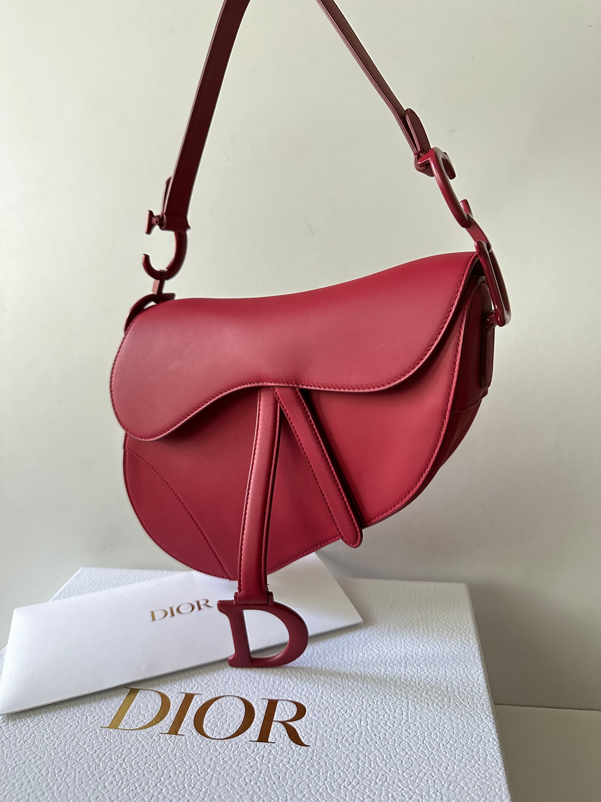 Sella dior rossa outlet